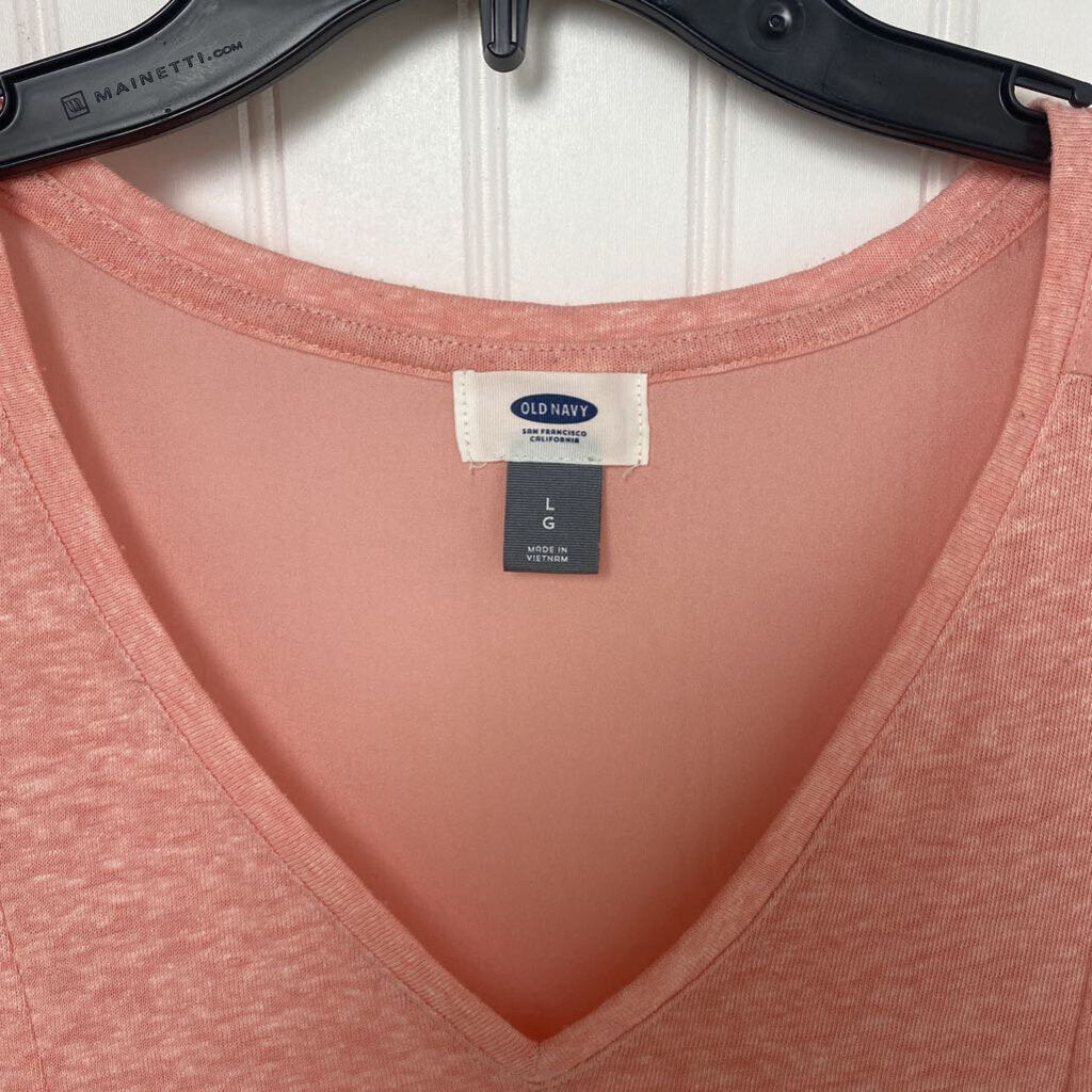 SHEAR BACK SLEEVLESS TOP