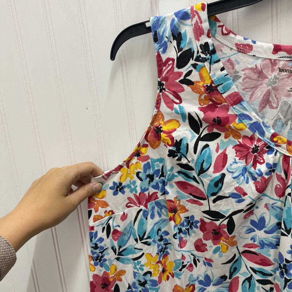 FLORAL SLEEVLESS TOP
