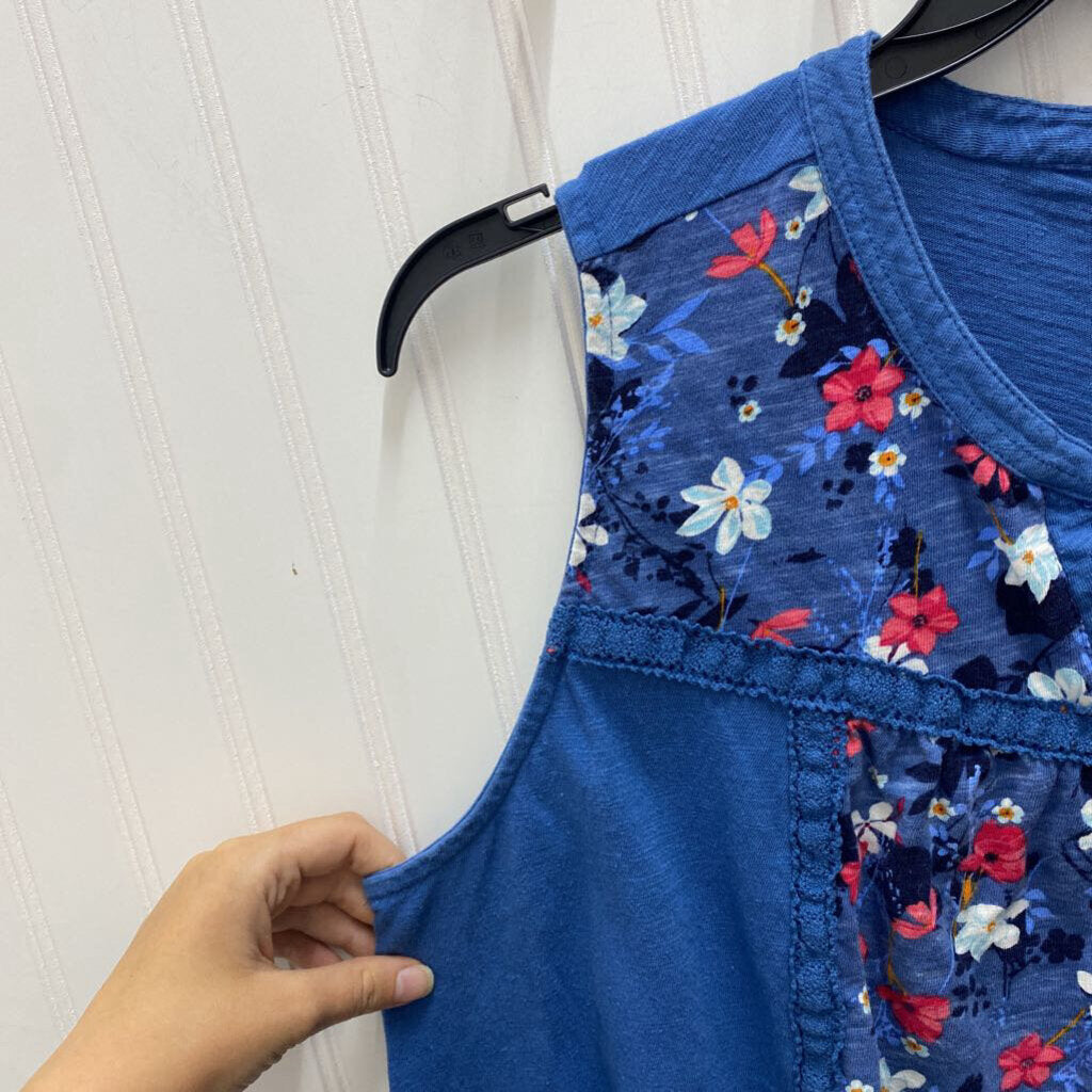 FLORAL SLEEVLESS TOP