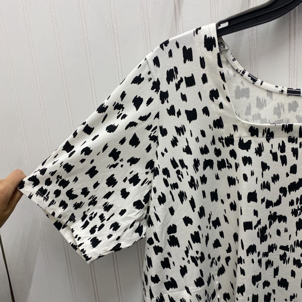 SQUARED NECK TOP