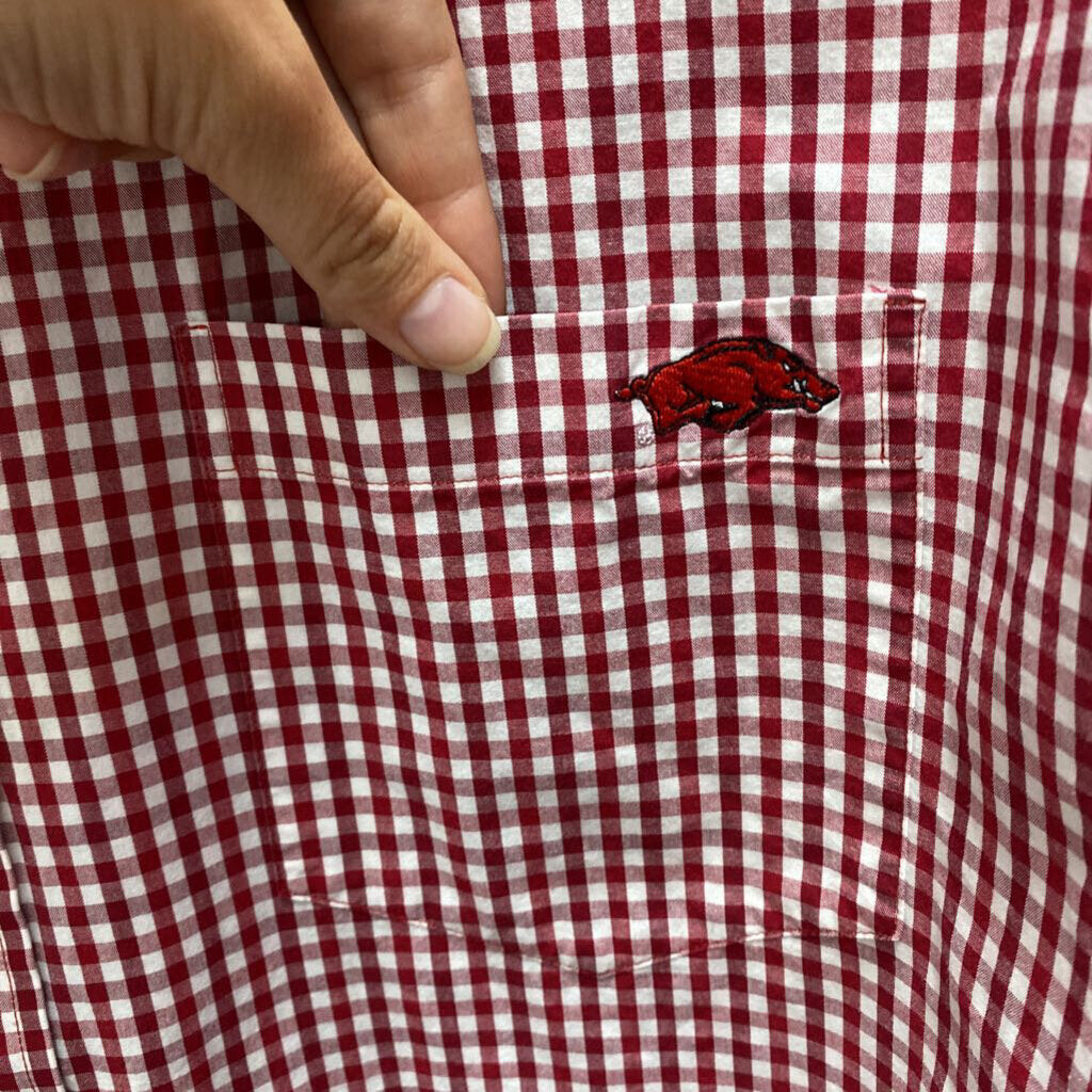 RED AND WHITE CHECKED