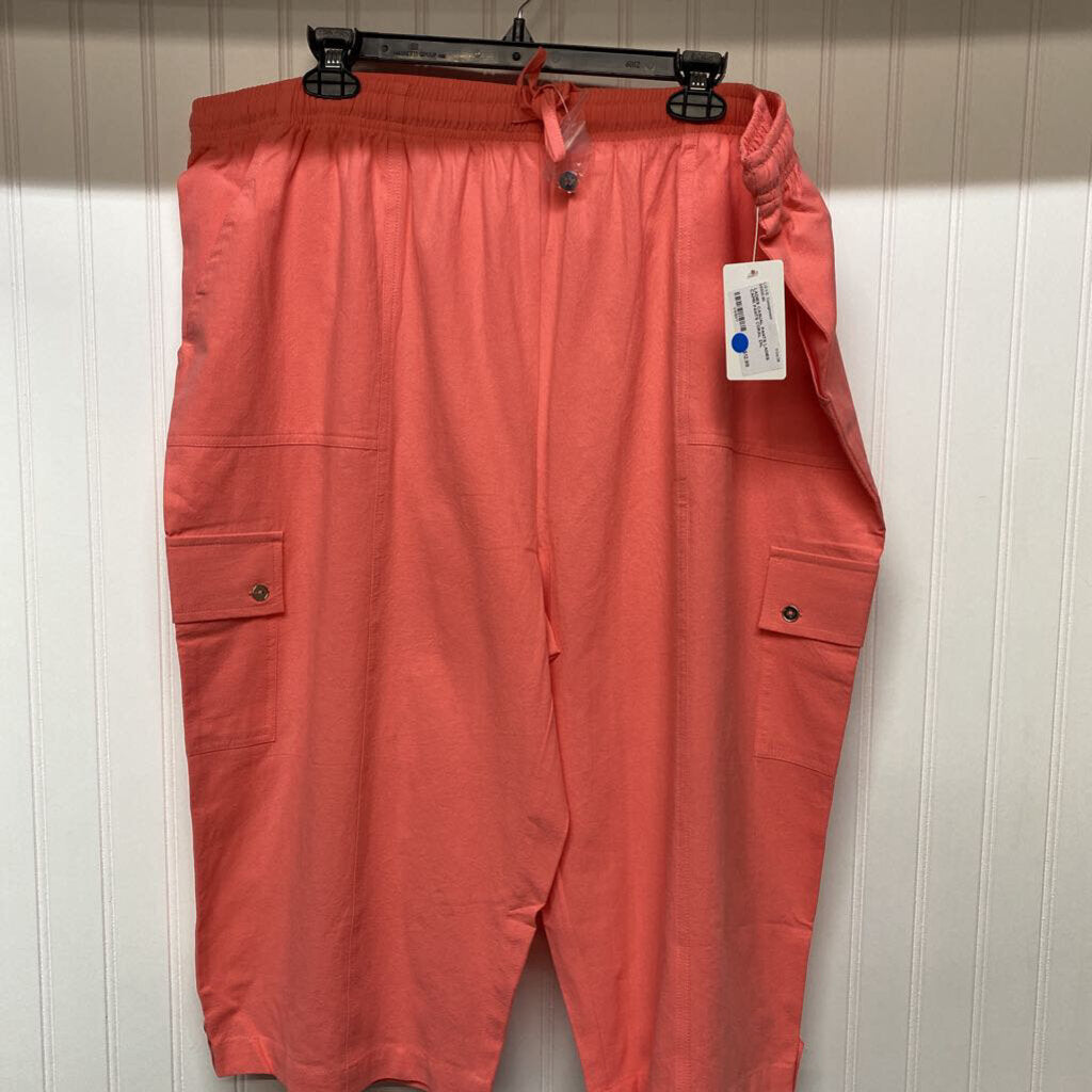 LADIES CAPRI PANTS