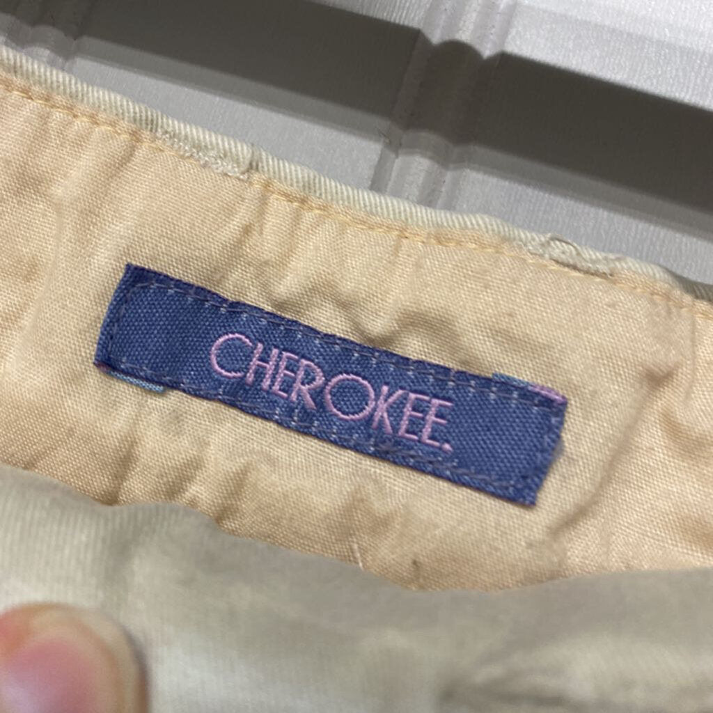 LADIES KHAKI SHORTS