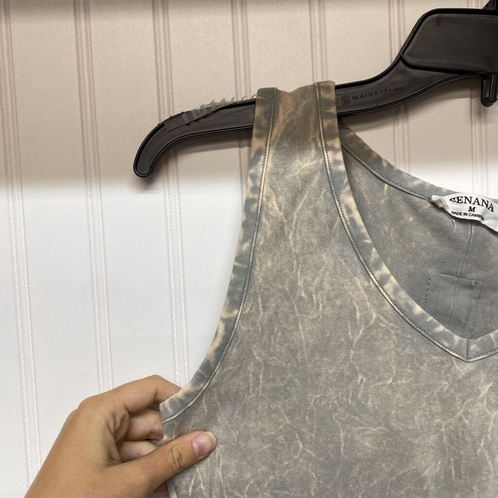 CROP TANK TOP