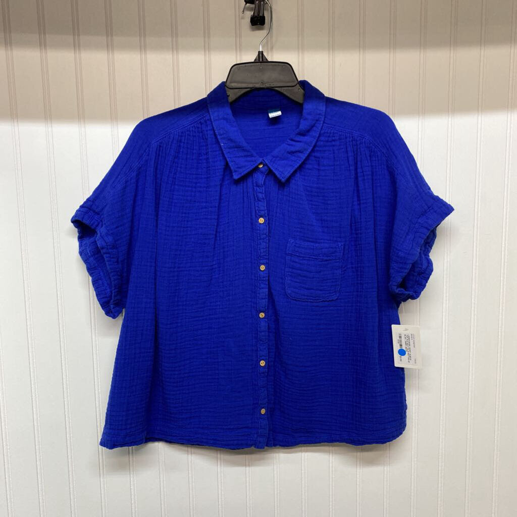 BLUE BUTTON UP