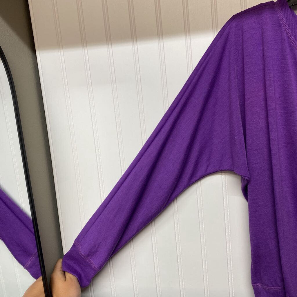 BASIC PURPLE TOP
