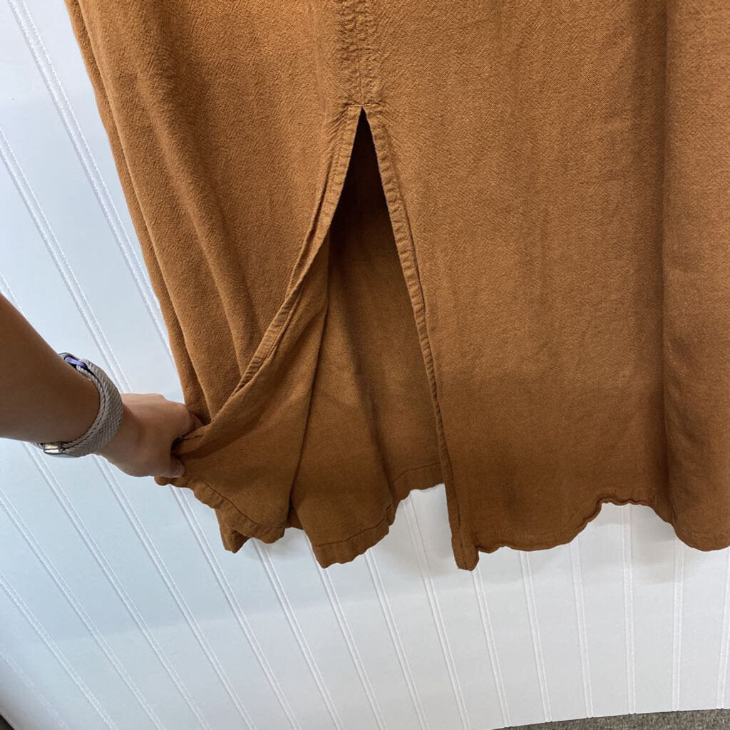 LONG BROWN DRESS
