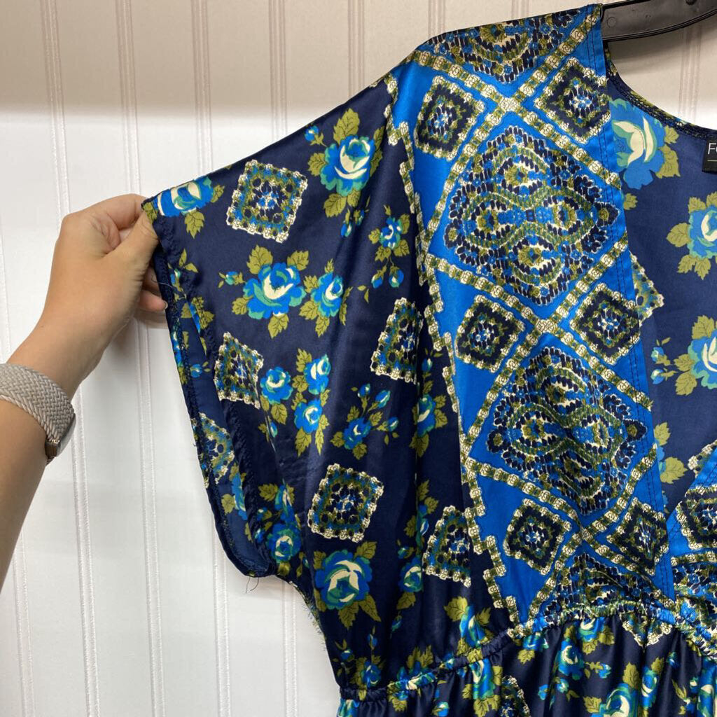 BLUE PATTERNED DRESS