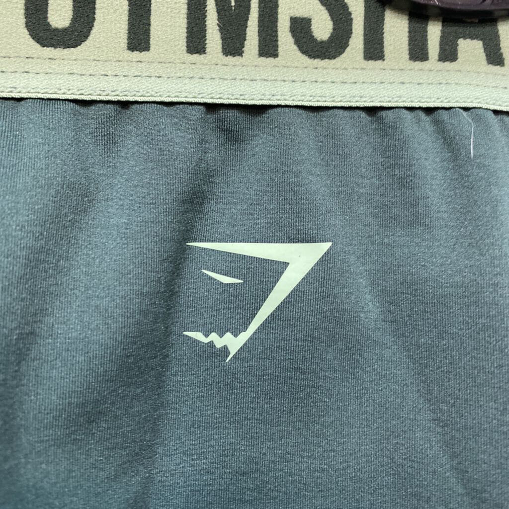 GREEN ACTIVE SHORTS
