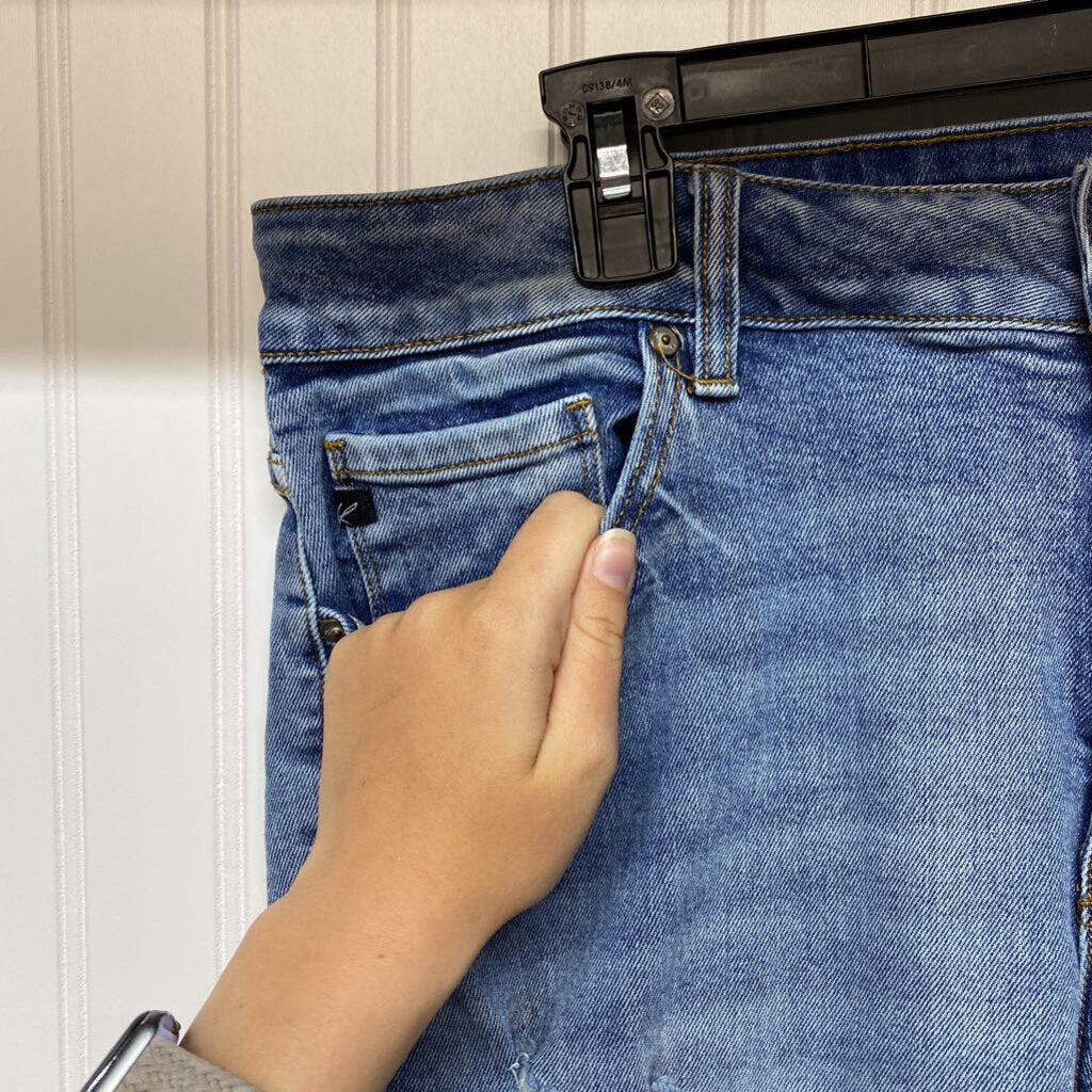 DENIM JEANS