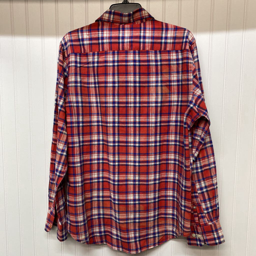 LONG SLEEVE BUTTON UP SHIRT