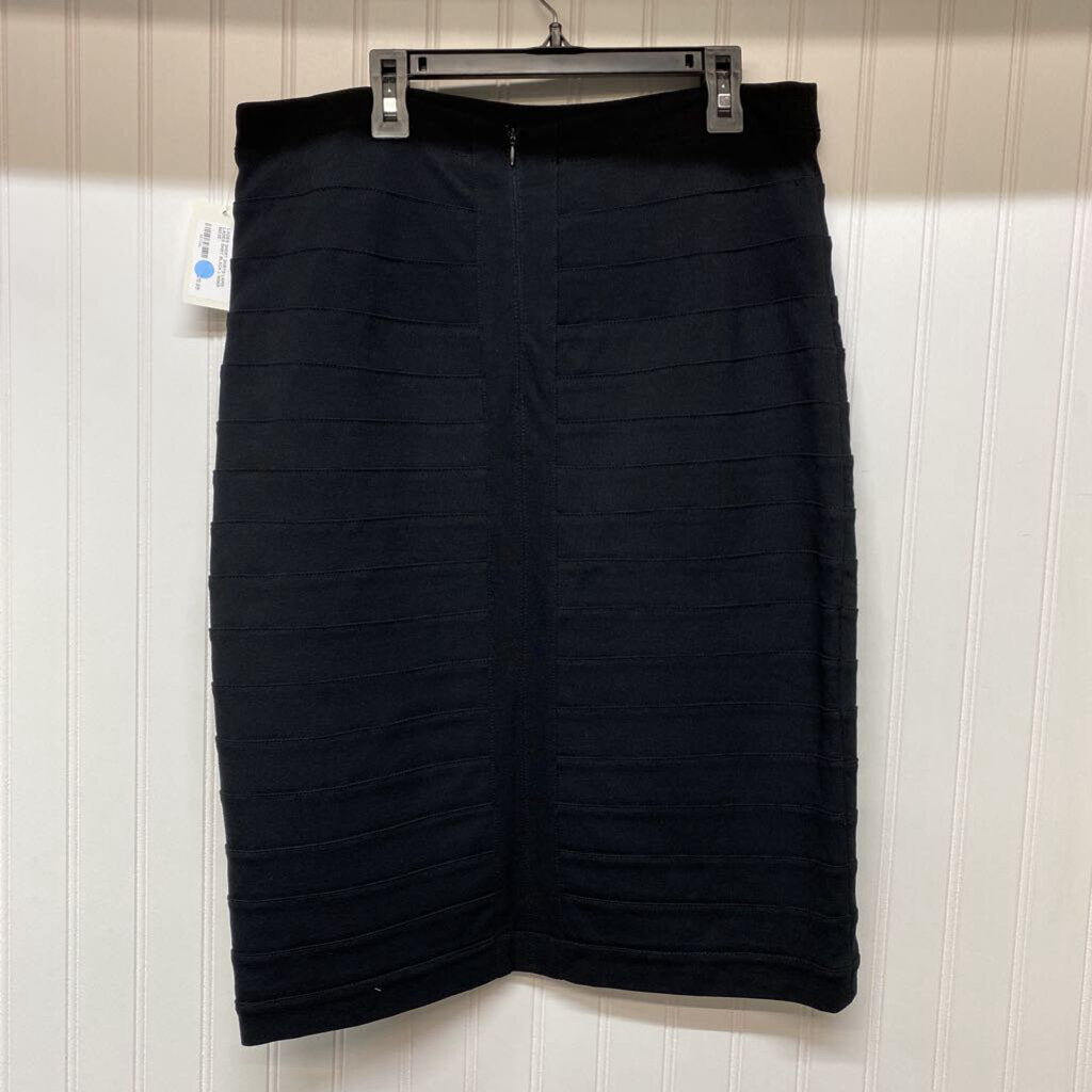 LADIES SKIRT