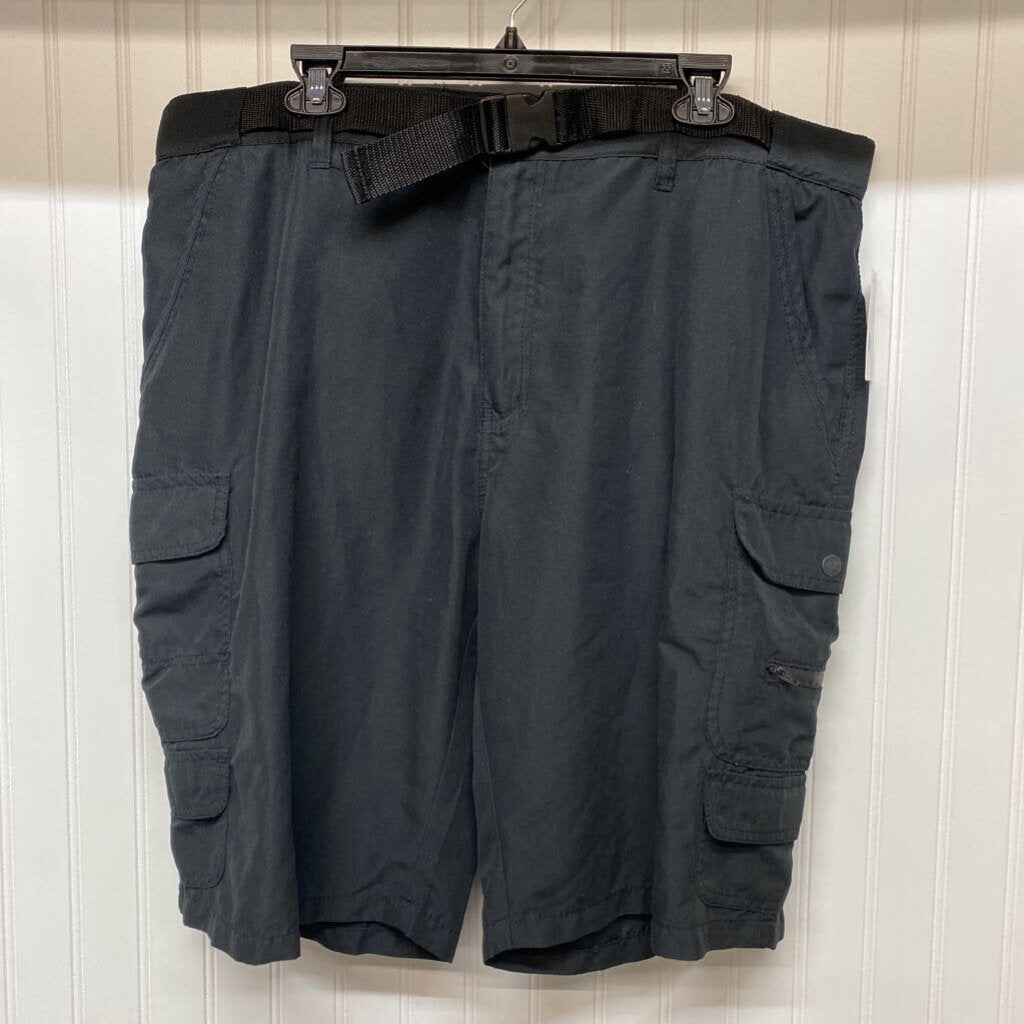 BLACK SHORTS W/ BELT