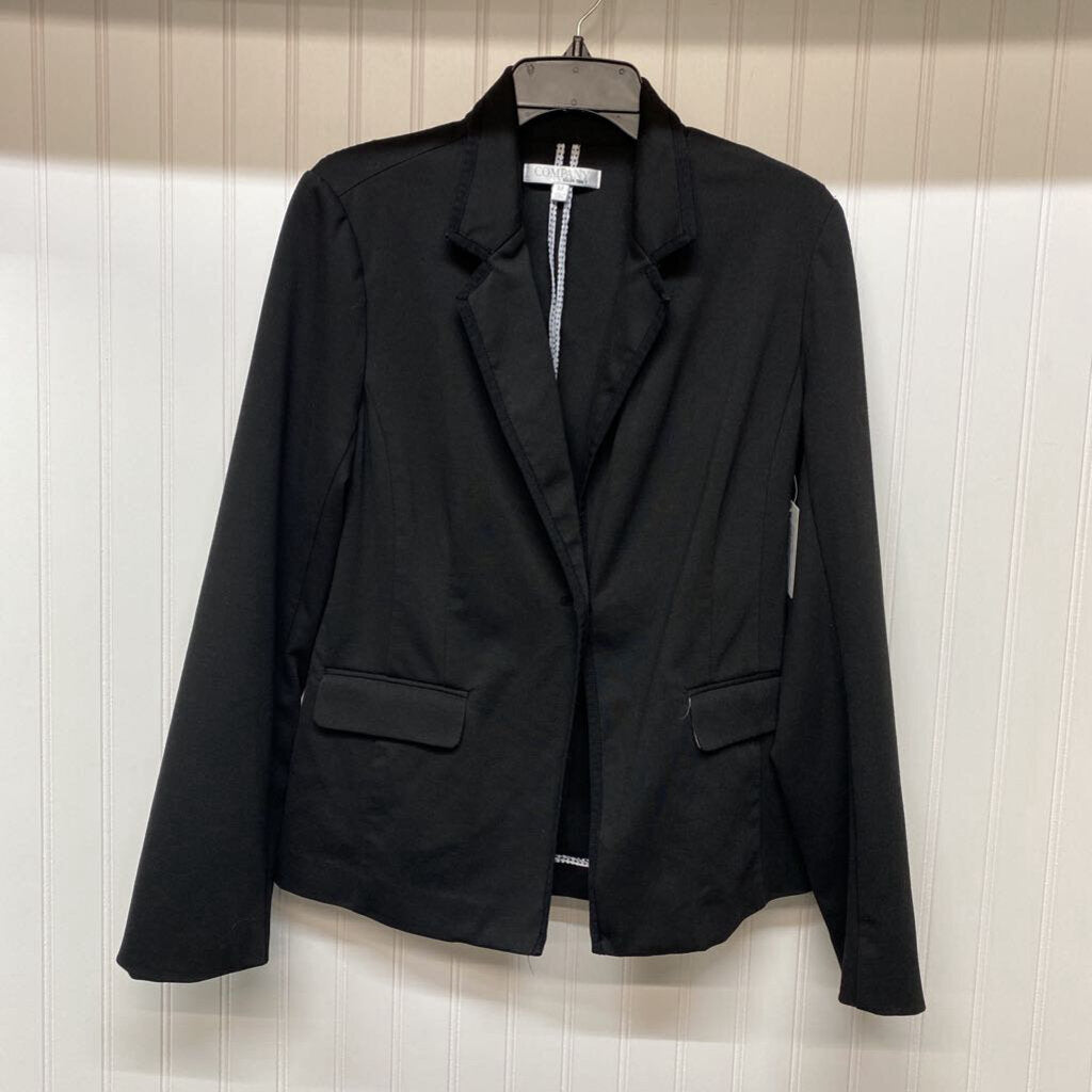 BLACK BLAZER