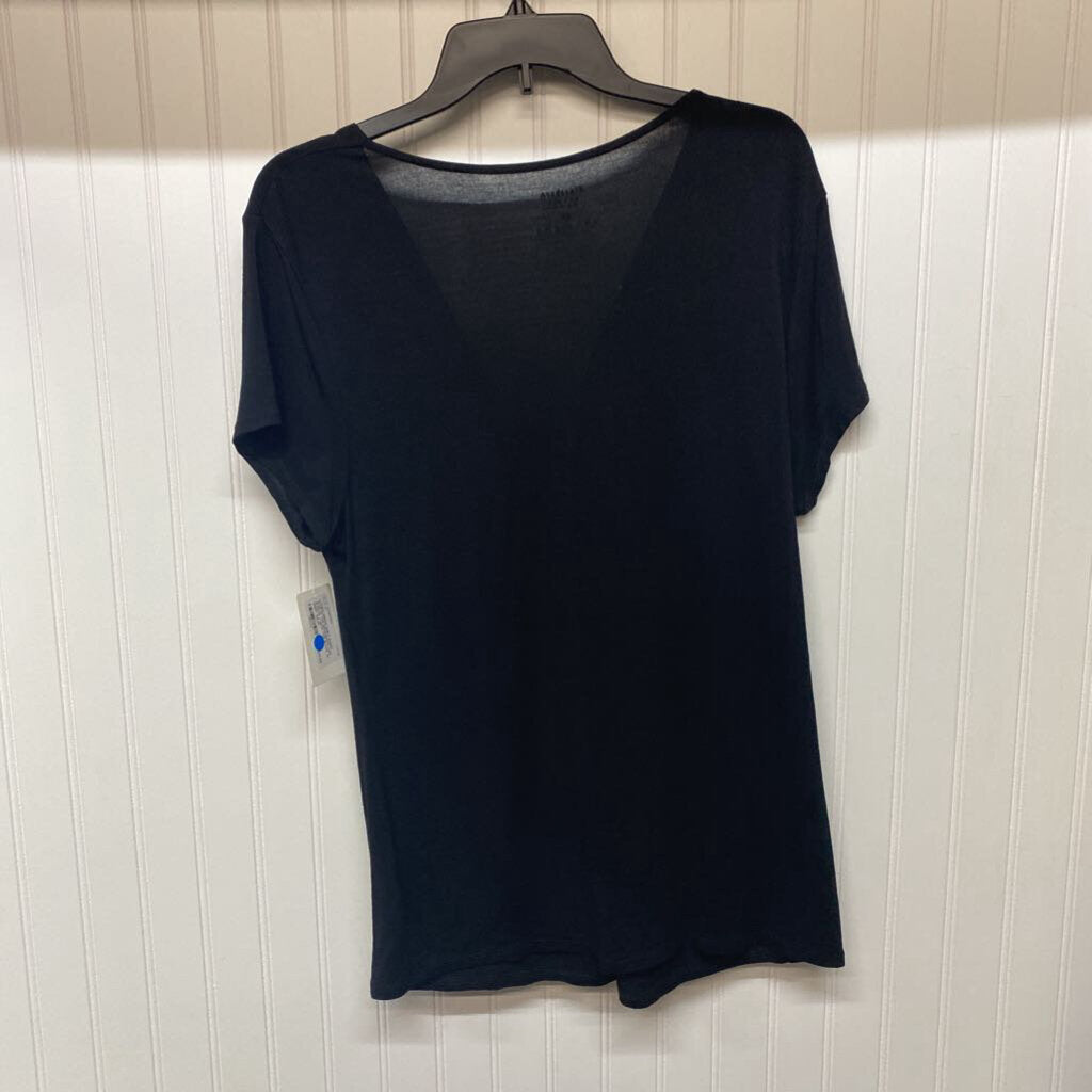 CAP SLEEVE V NECK TOP