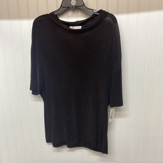MOCK NECK RIBBED SHORT SLEEVE TOP