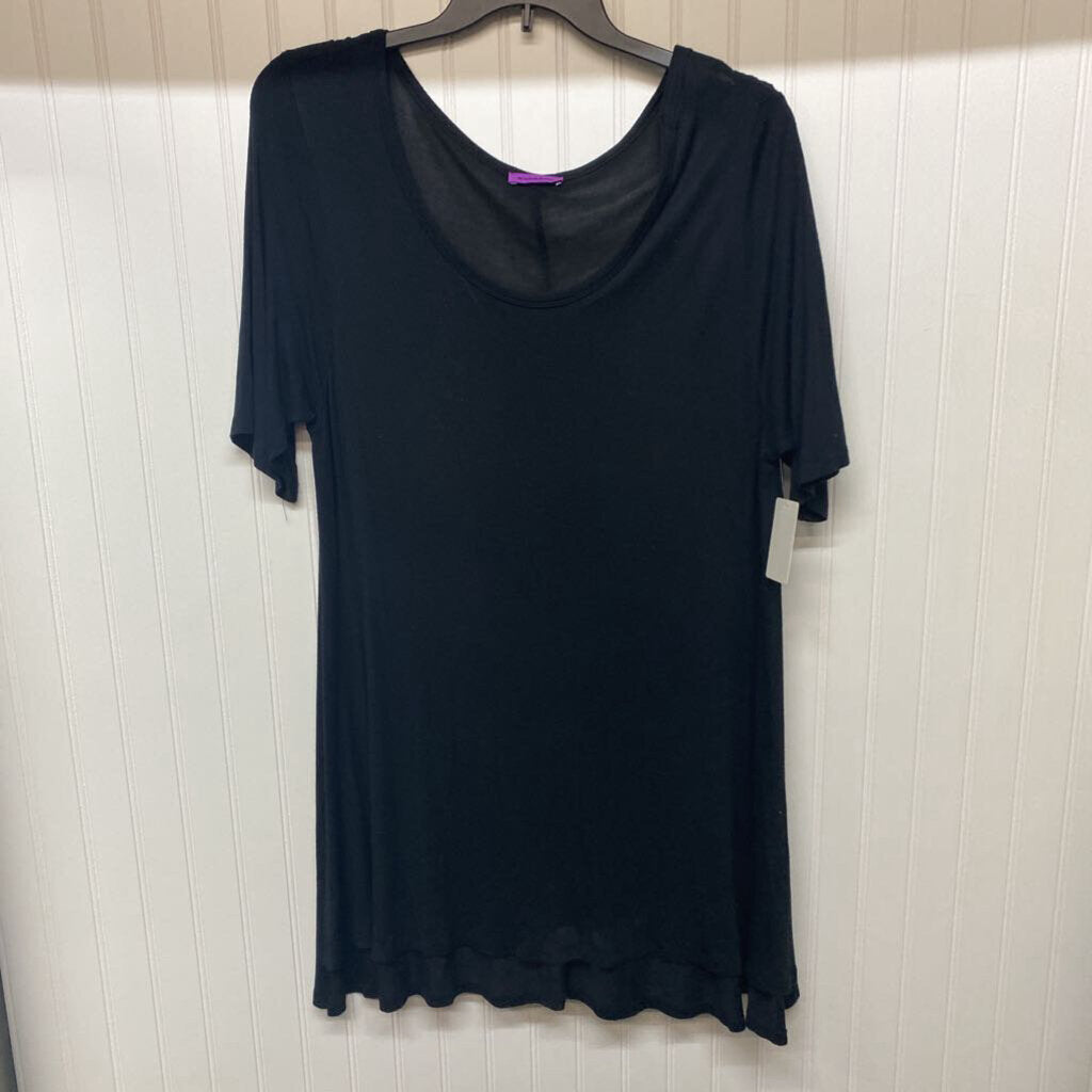 SHORT SLEEVE SCOOP NECK SHORT DRESS
