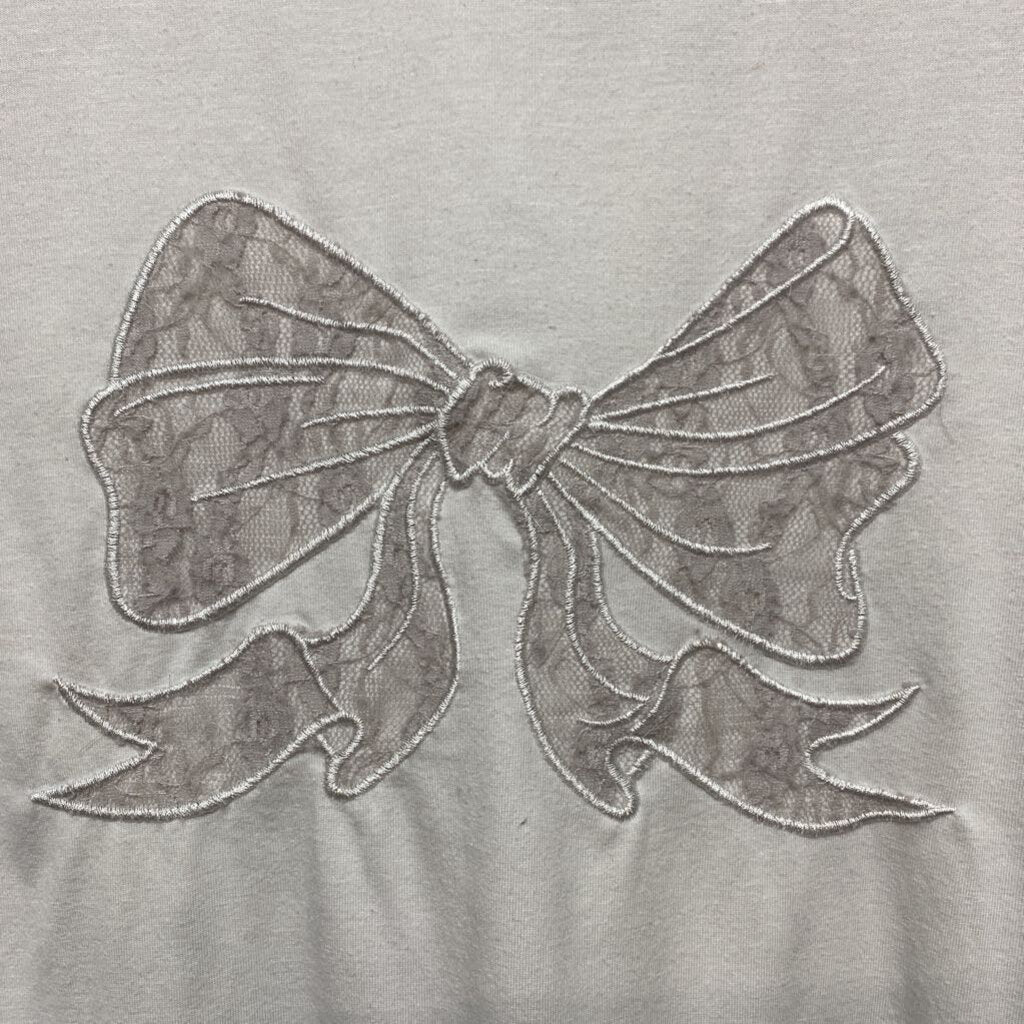 BOW GRAPHIC T