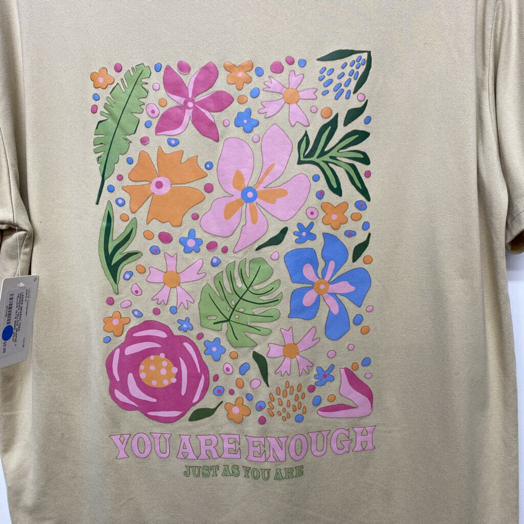 YELLOW GRAPHIC T