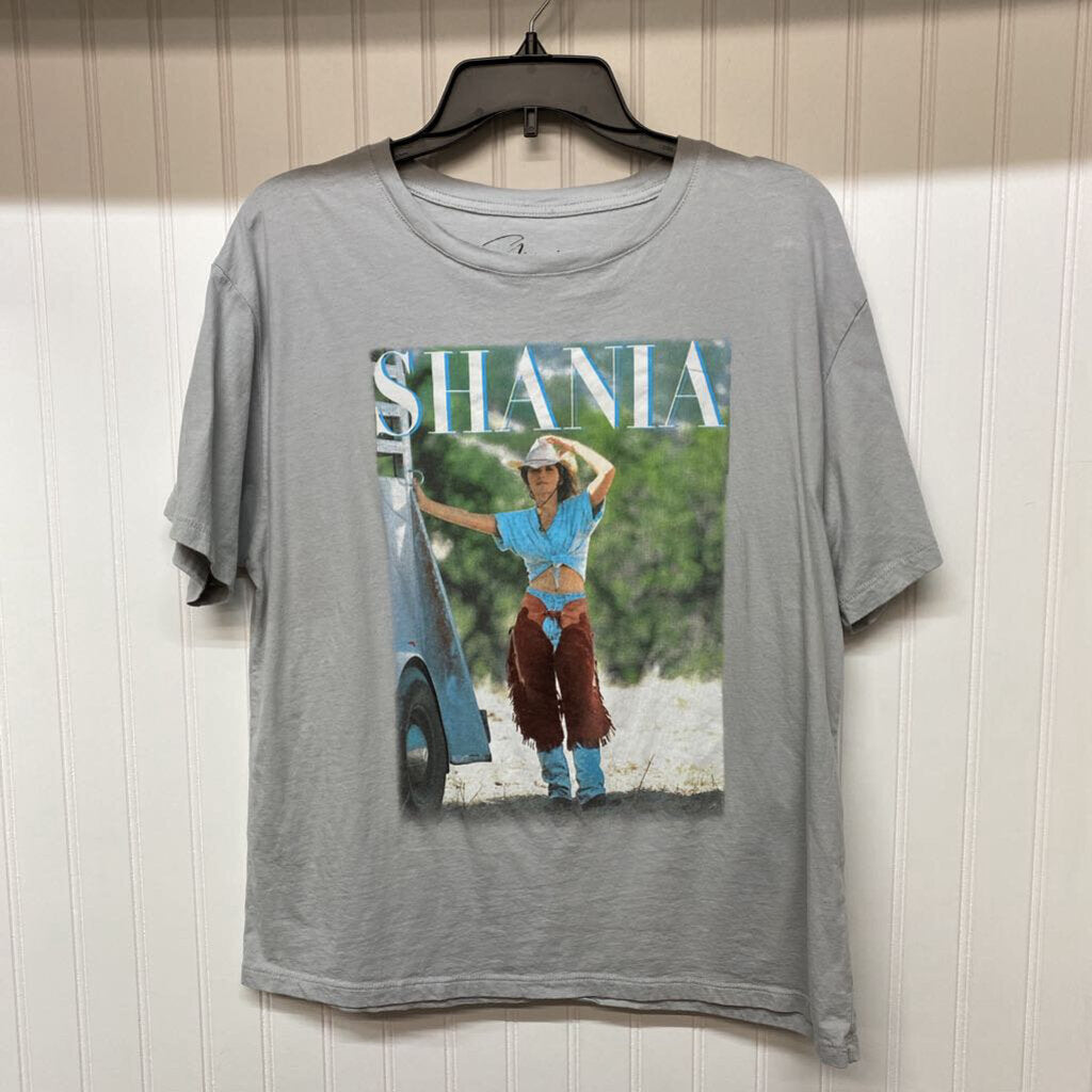 SHANIA GRAPHIC T
