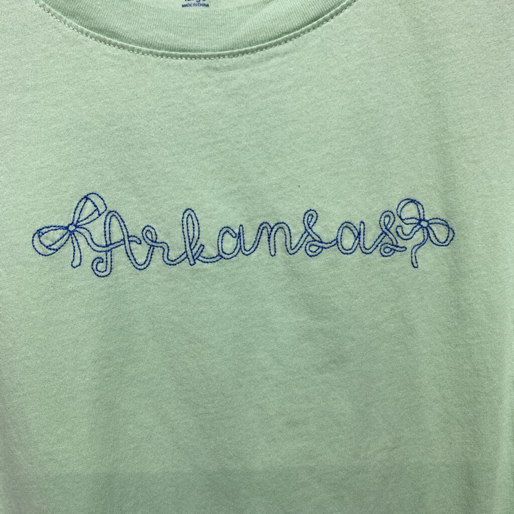 GREEN GRAPHIC T