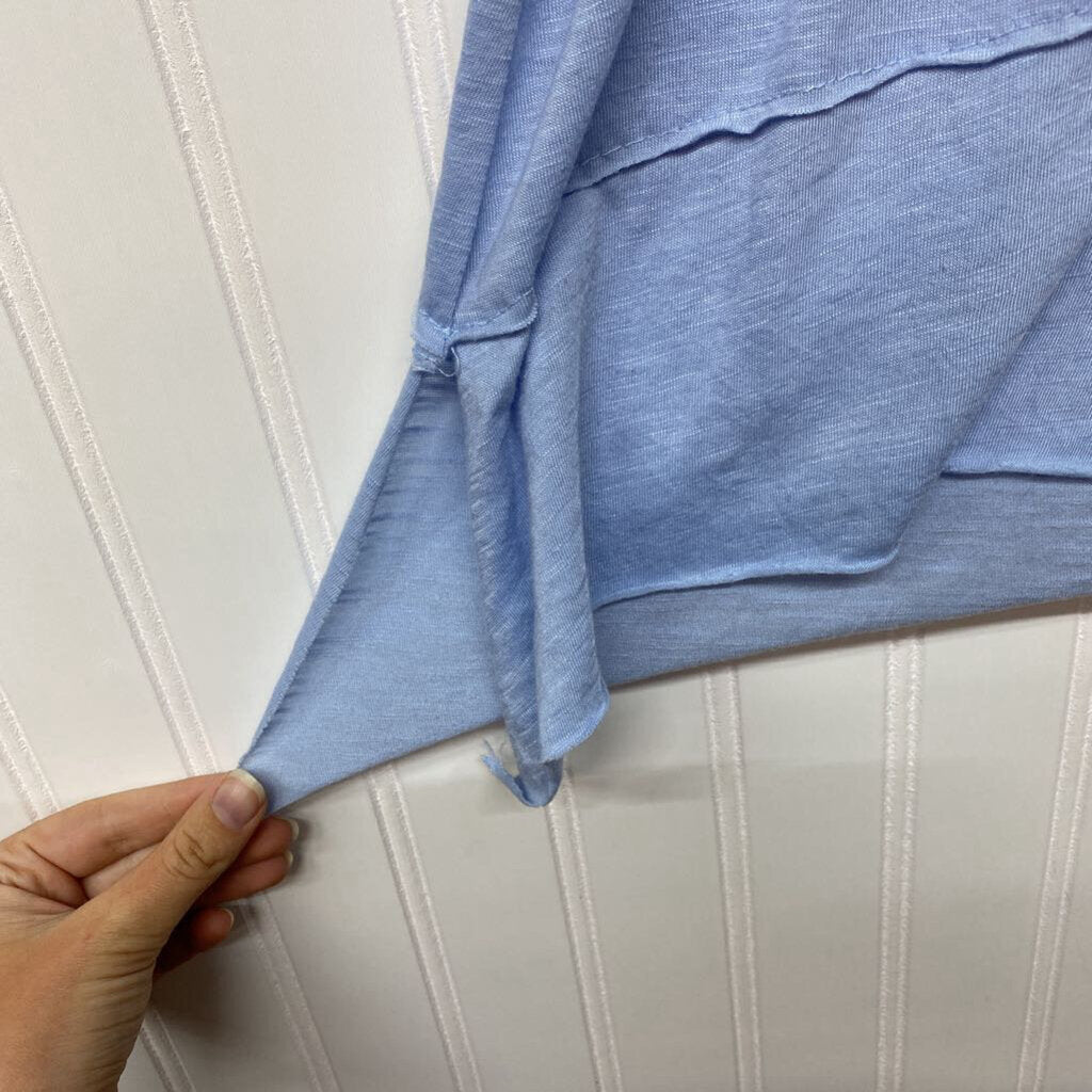 LGT BLUE CROP TOP