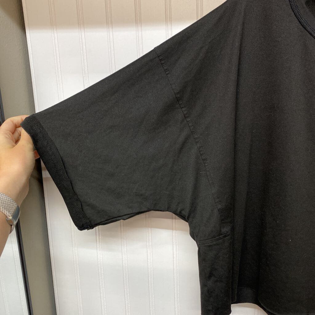 BLACK BASIC TOP