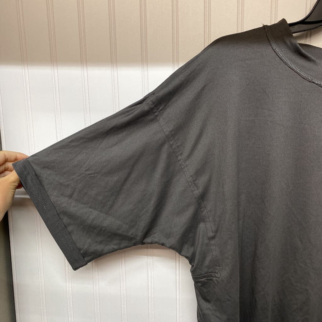 GRAY BASIC TOP
