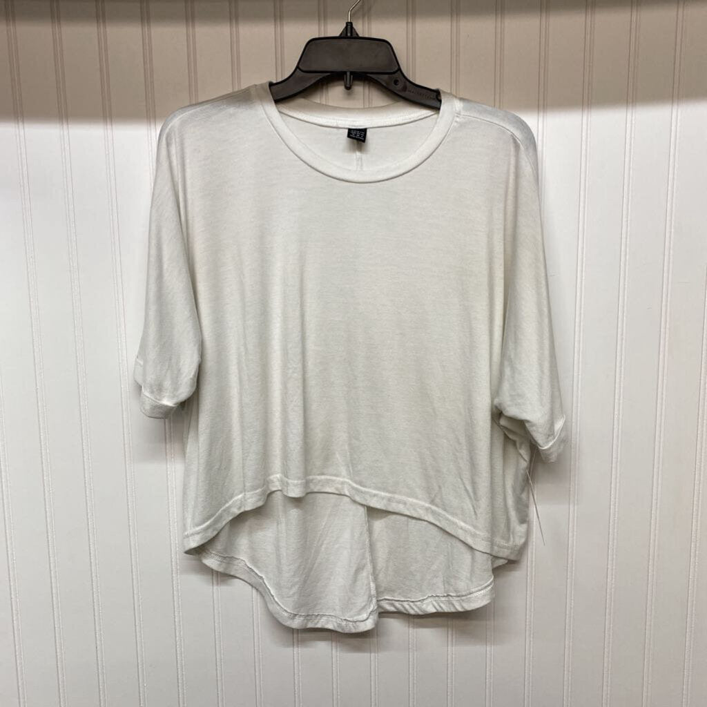 WHITE BASIC TOP