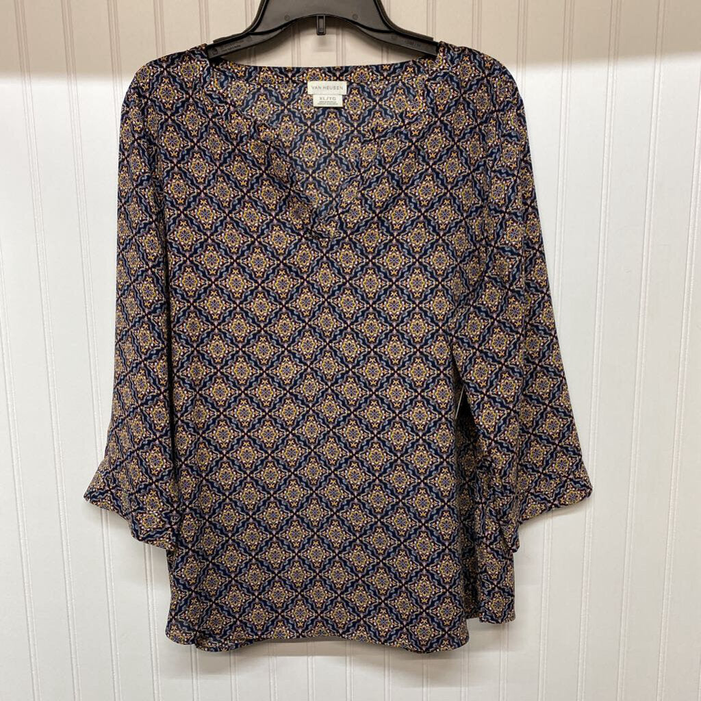 PRINTED LONG SLEEVE TOP