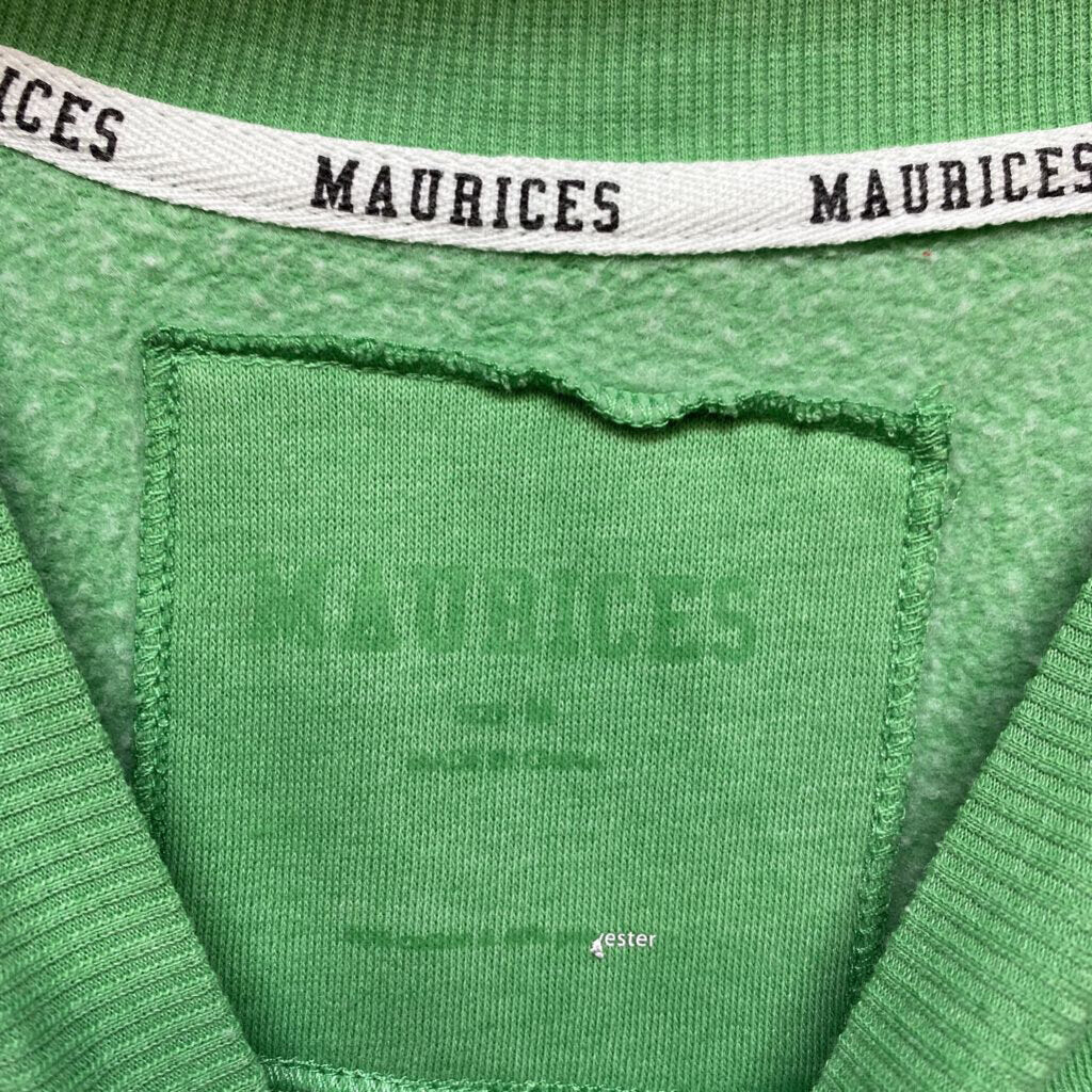 GREEN SWEATSHIRT