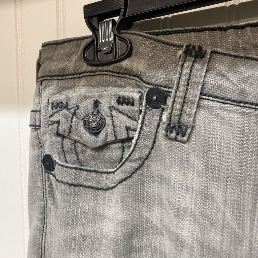 STRAIGHT LEG DENIM JEANS