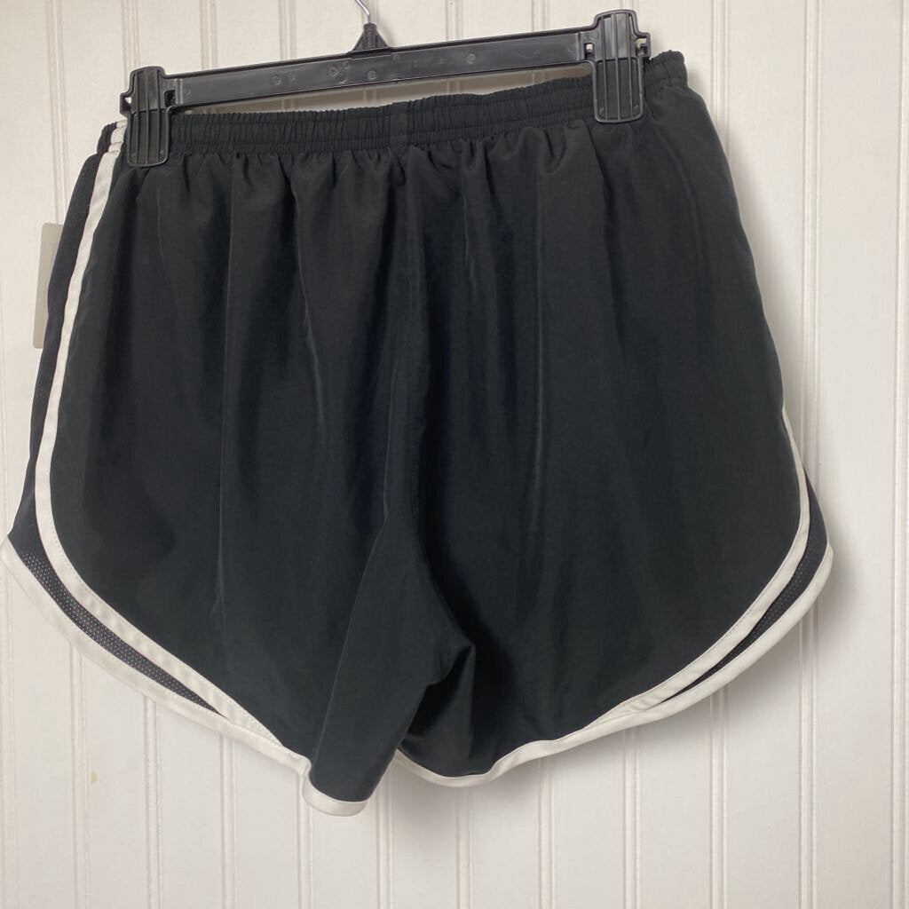 NIKE ATHLETIC SHORTS