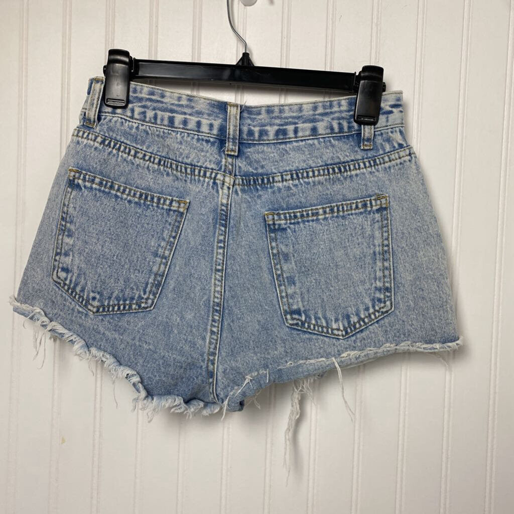 DISTRESSED DENIM CUTOFF SHORTS