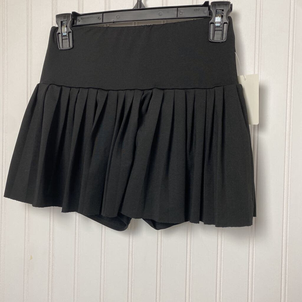 PLEATED ACTIVE SHORT SKORT