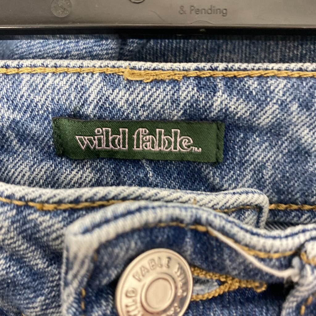 SUPER HIGH-RISE STRAIGHT DISTRESSED DENIM JEANS
