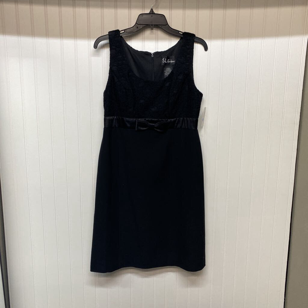SLEEVELESS SHORT DRESS