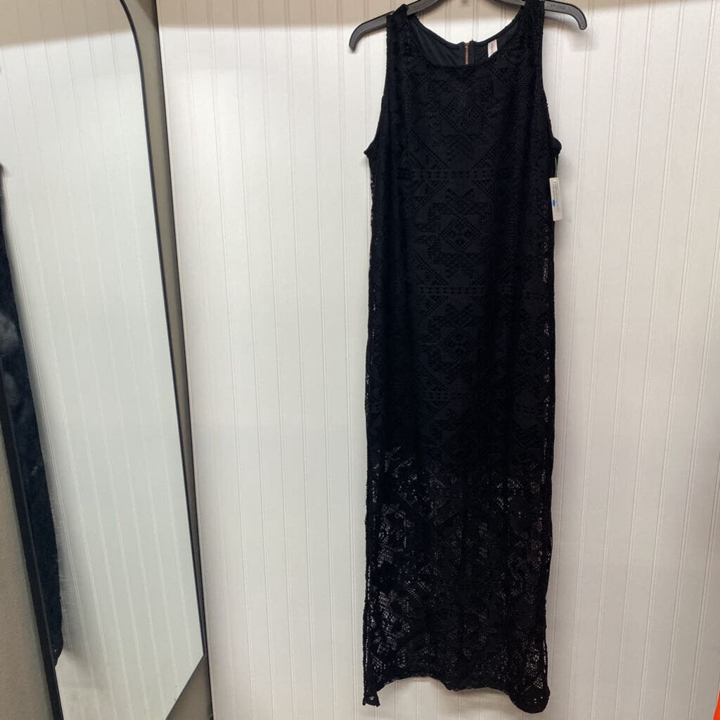 SLEEVELESS LONG DRESS