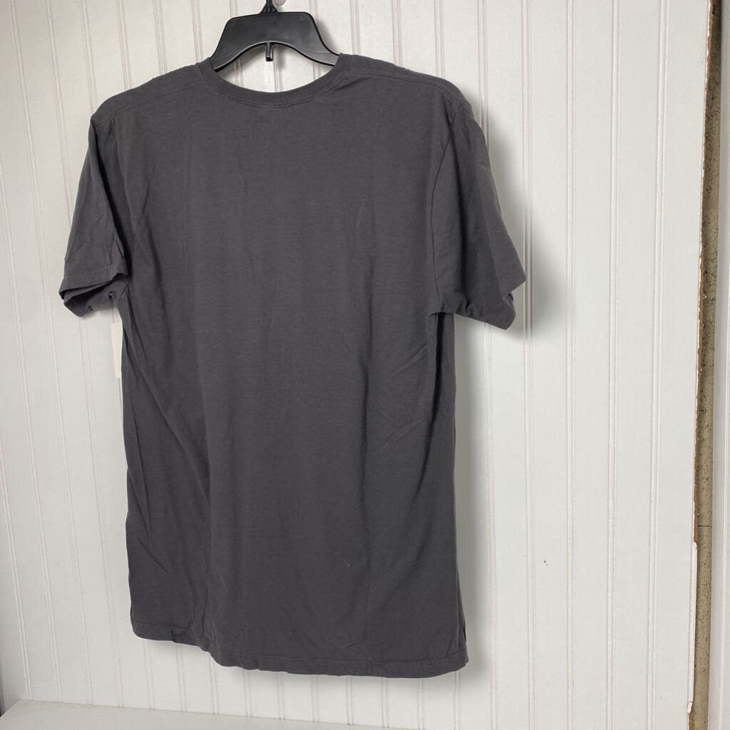 BASIC T-SHIRT