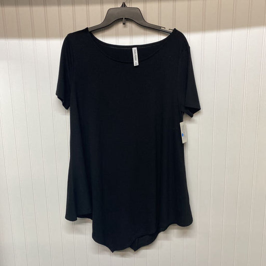 SHORT SLEEVE KNIT TOP