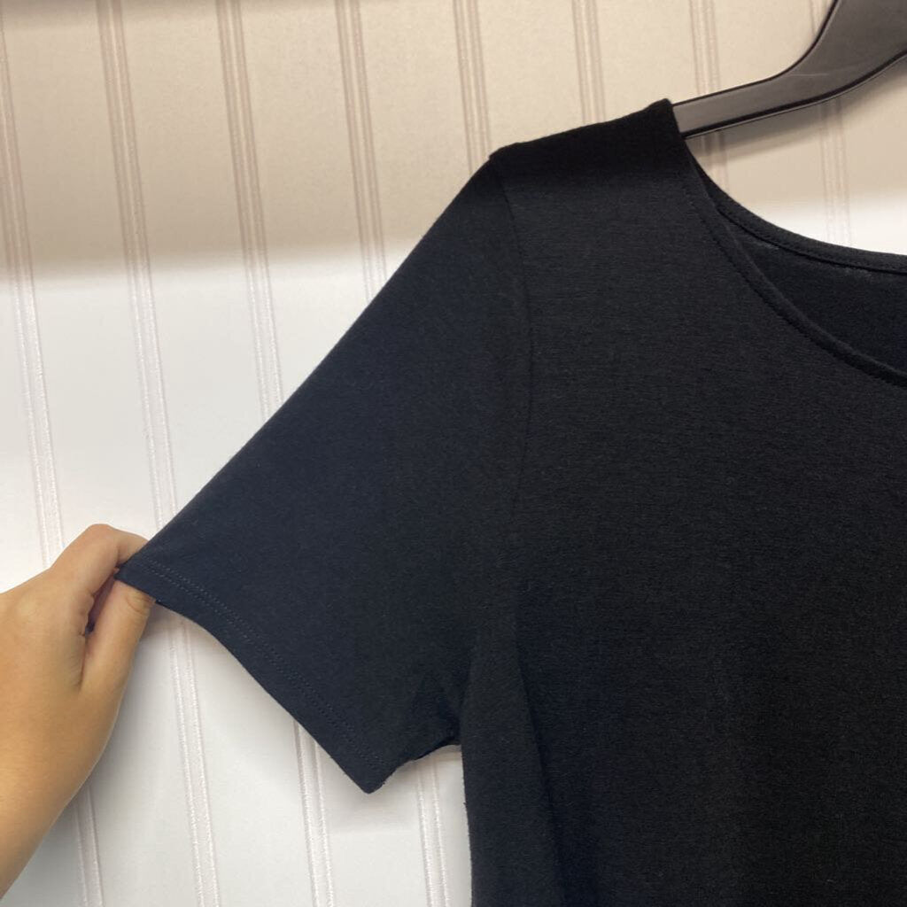 SHORT SLEEVE KNIT TOP