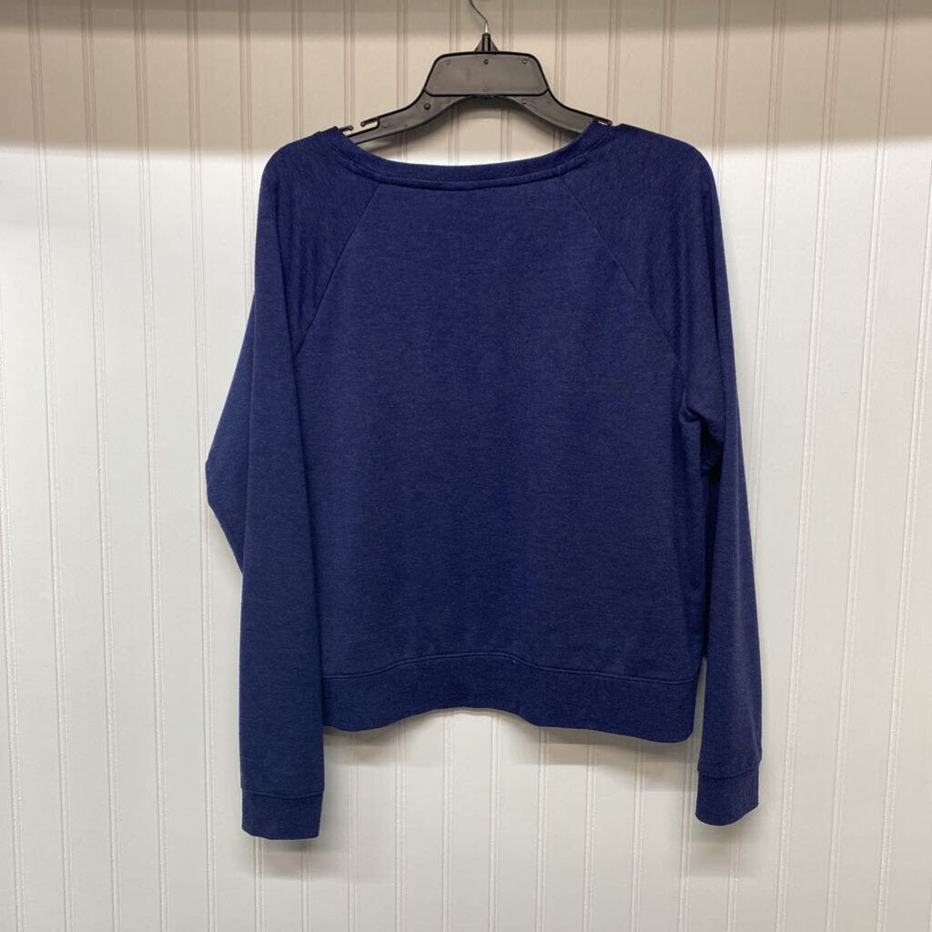 LONG SLEEVE GRAPHIC SWEATSHIRT