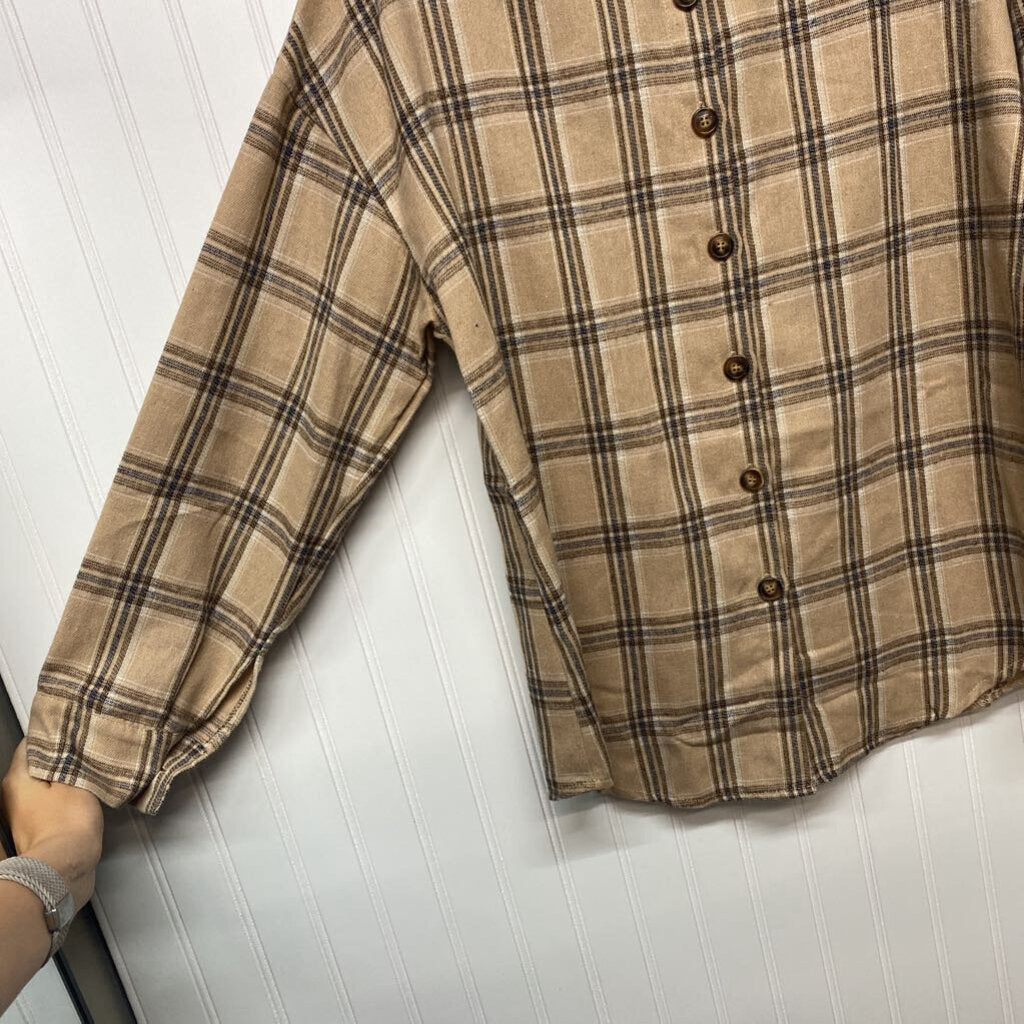 LONG SLEEVE FLANNEL BUTTON UP