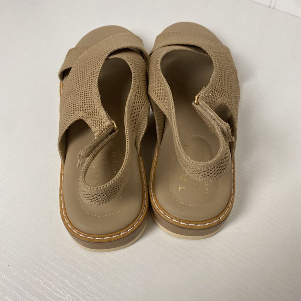 OPEN TOED SANDALS
