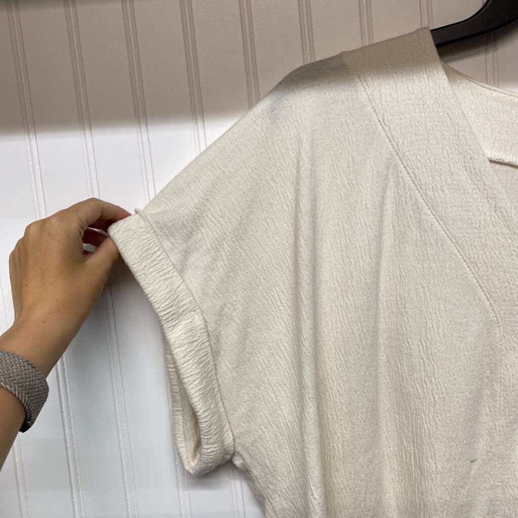 SHORT SLEEVE TOP