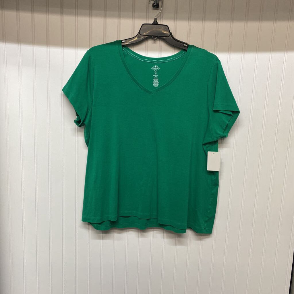 SHORT SLEEVE V NECK TEE