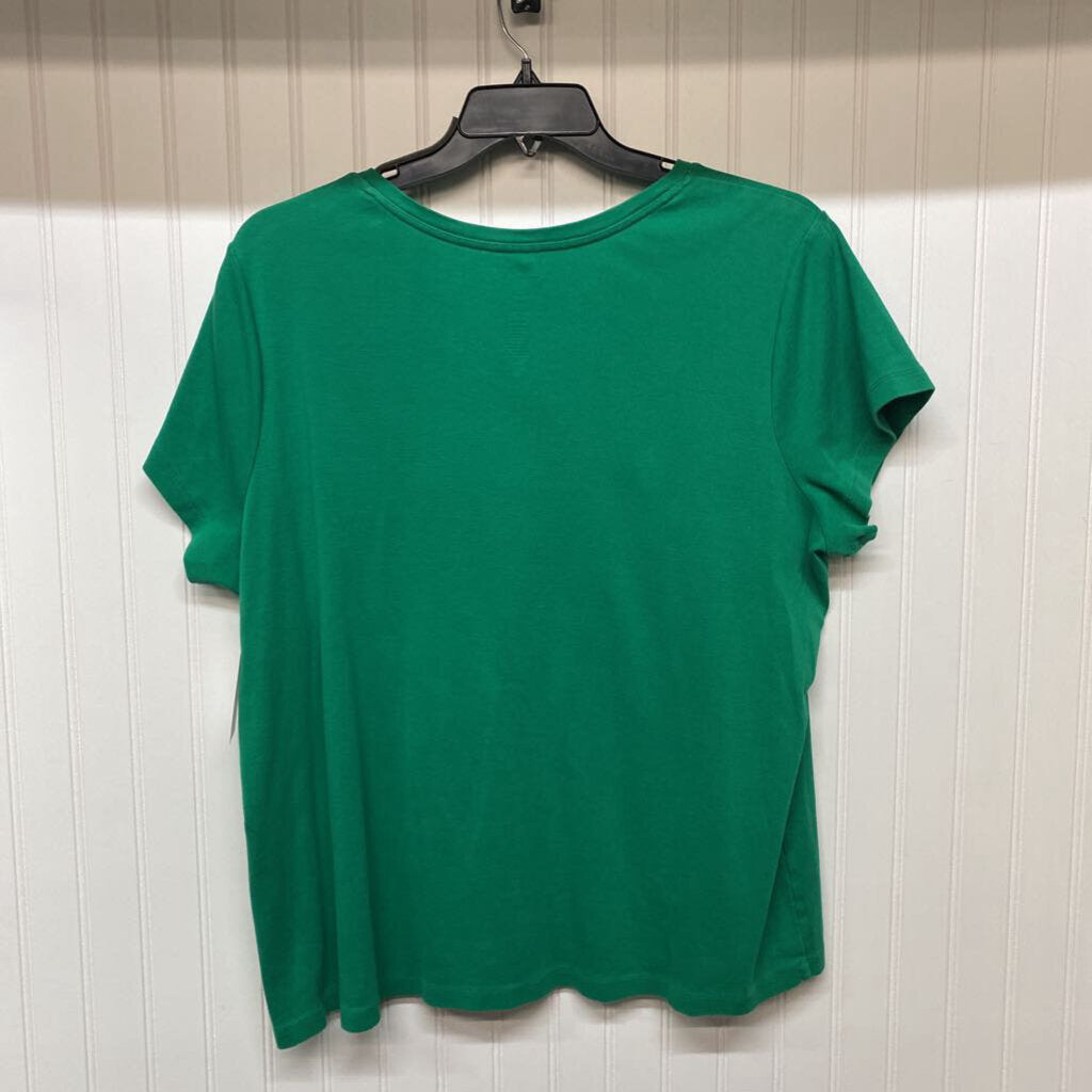 SHORT SLEEVE V NECK TEE