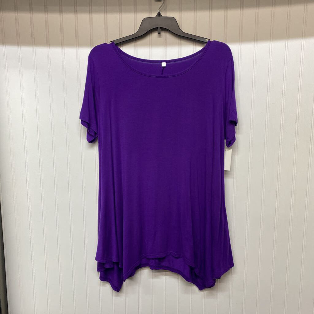 SHORT SLEEVE TOP
