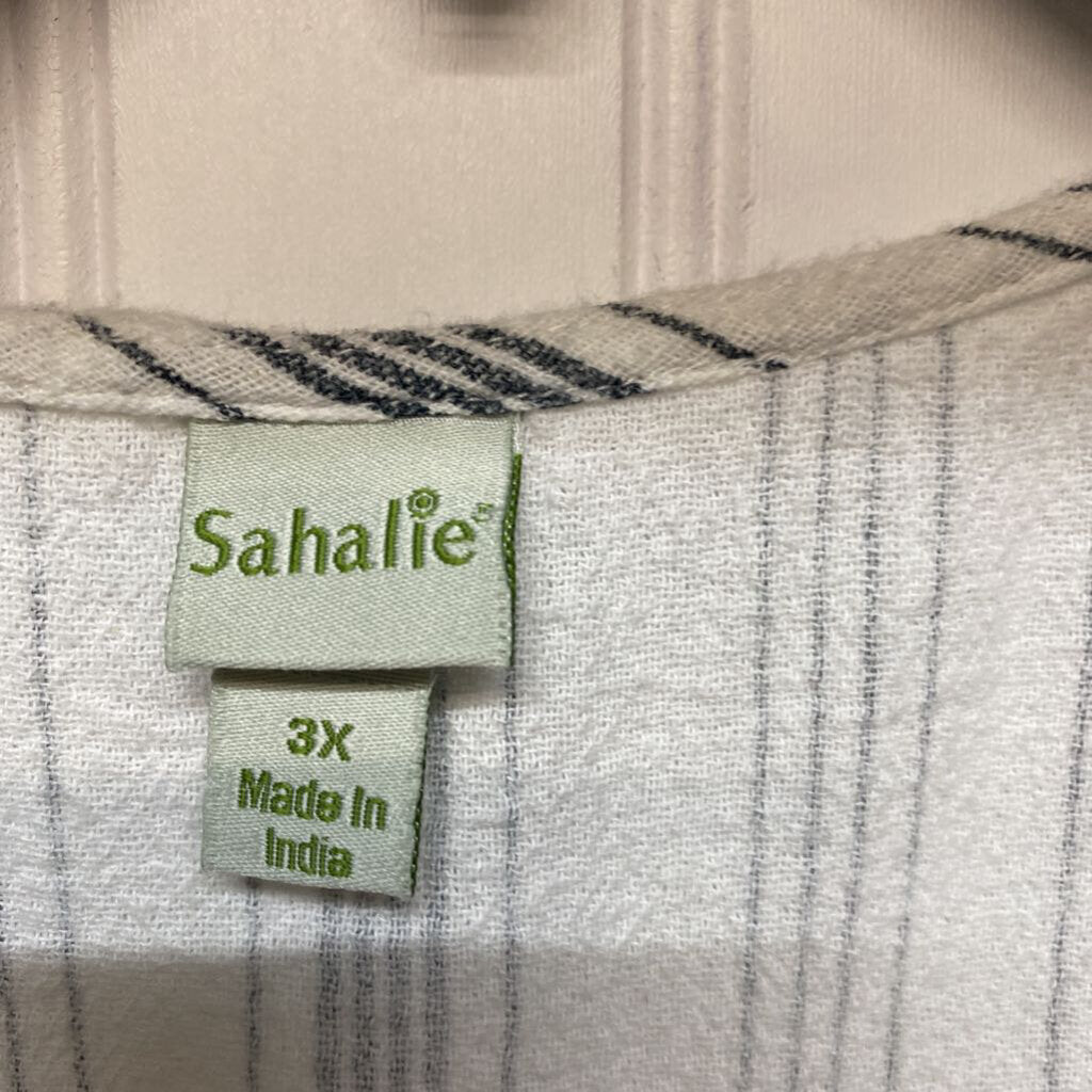 SHORT SLEEVE EMBROIDERED SHIRT