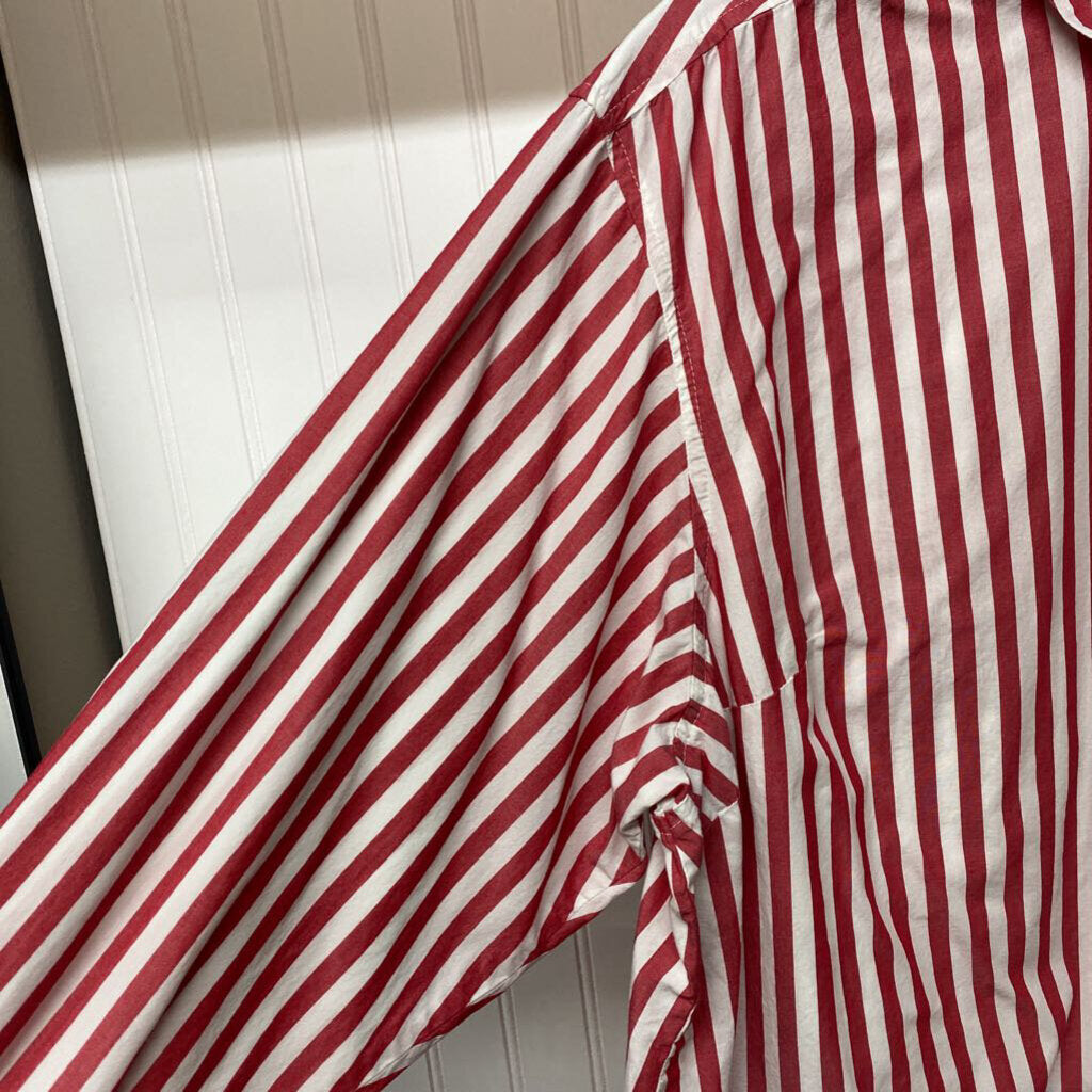LONG SLEEVE STRIPED BUTTON UP SHIRT